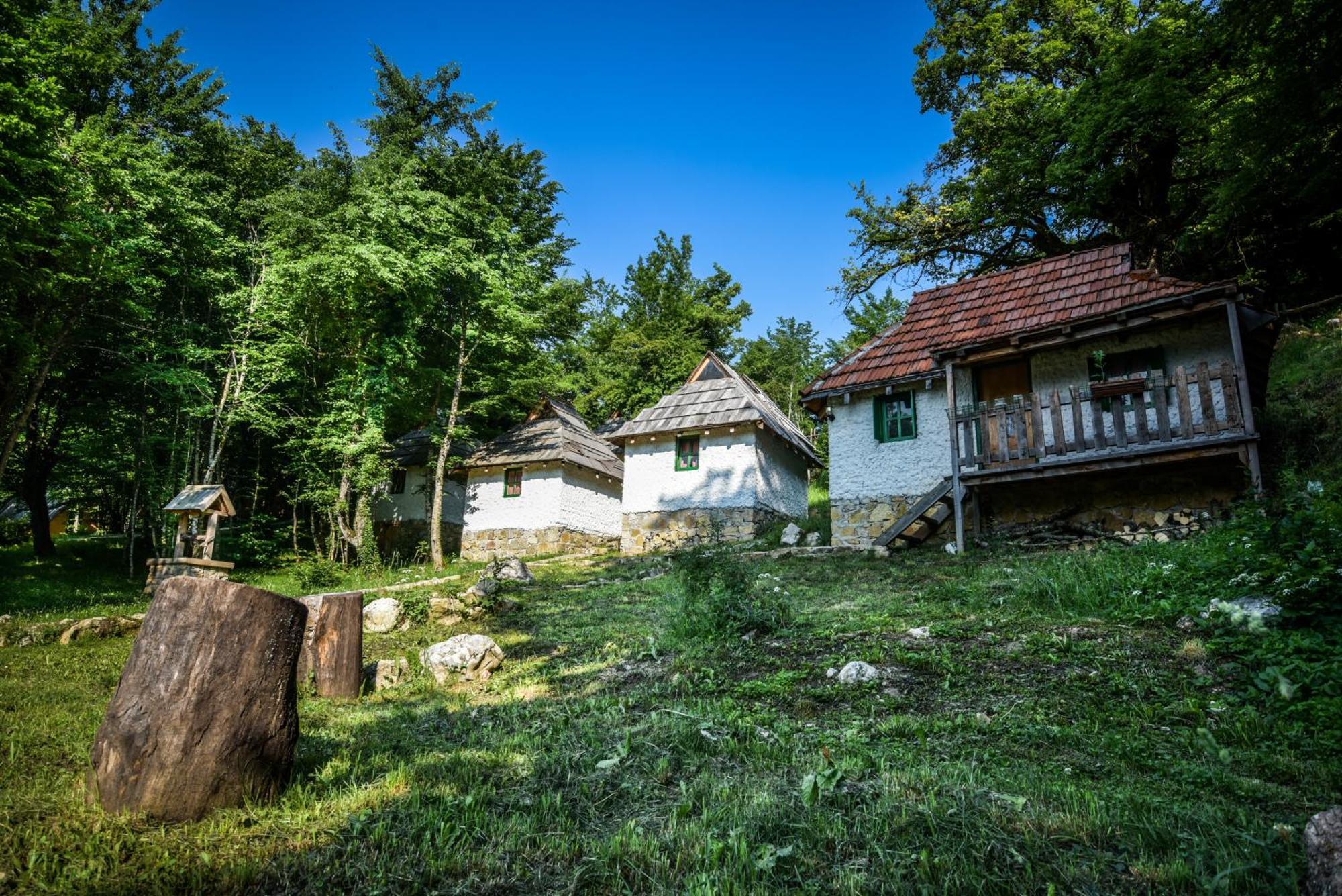 מלון Hum Camp Divlja Rijeka מראה חיצוני תמונה