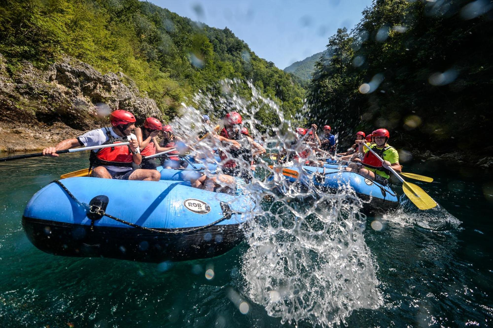 מלון Hum Camp Divlja Rijeka מראה חיצוני תמונה