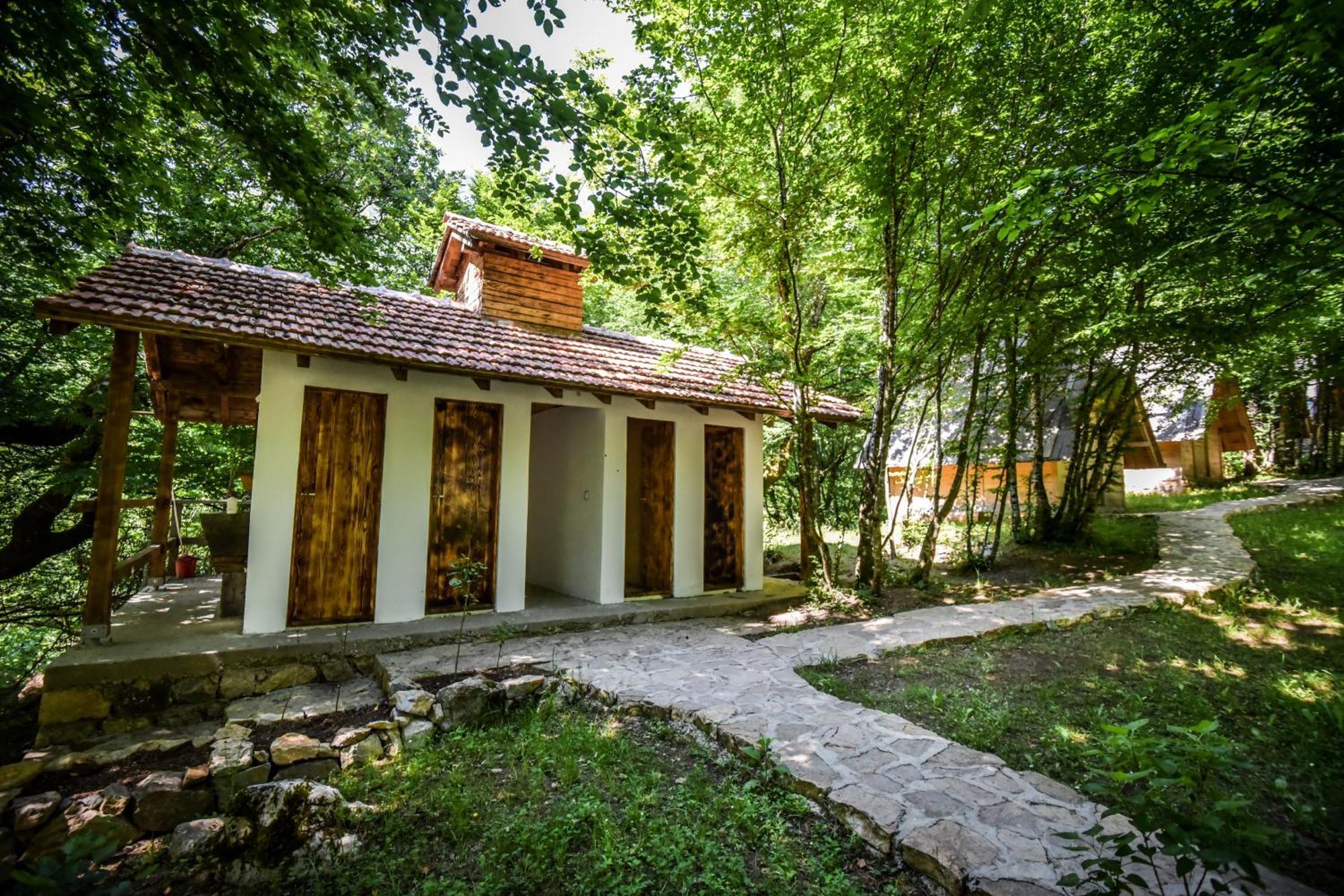 מלון Hum Camp Divlja Rijeka מראה חיצוני תמונה